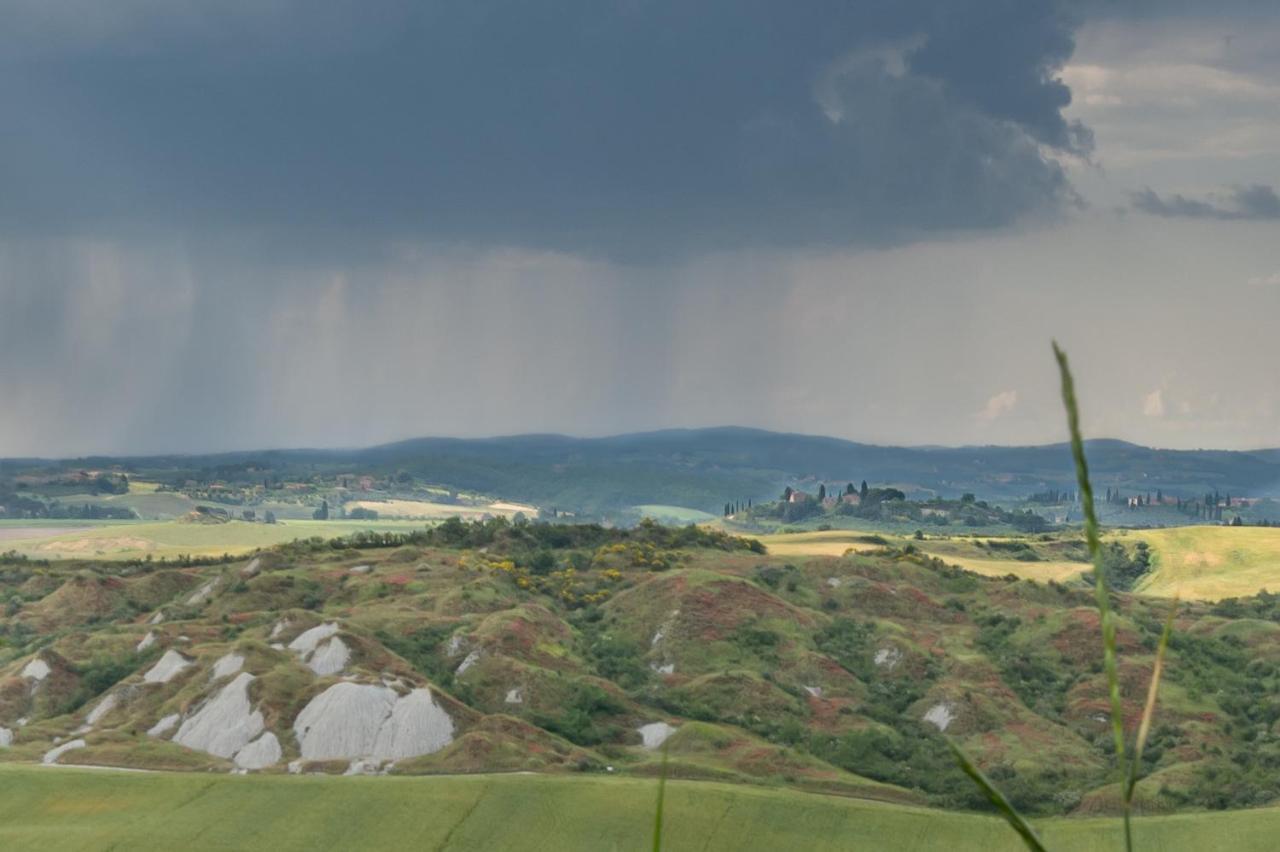 Casetta Tuscany Balcony: Crete Senesi מראה חיצוני תמונה