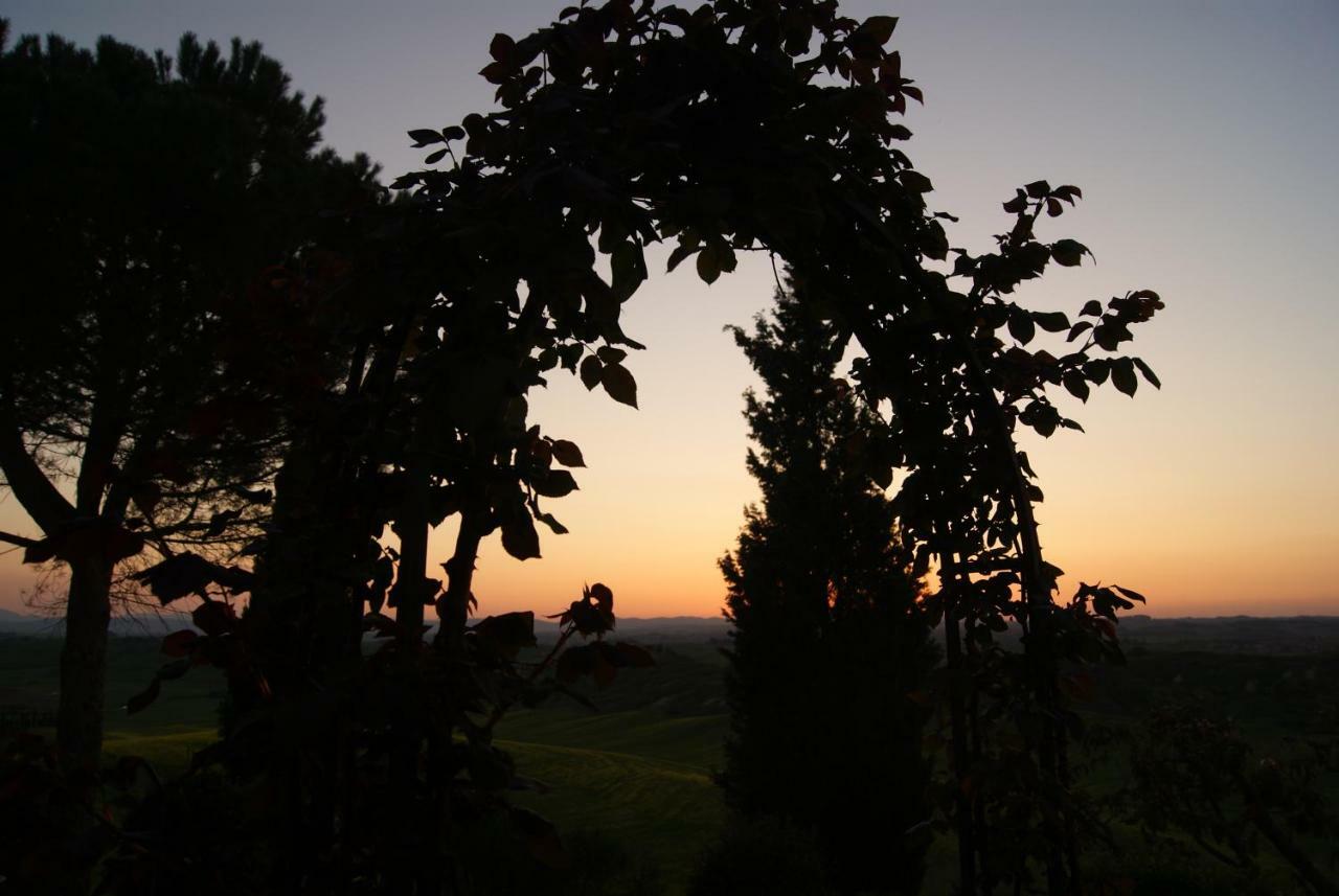 Casetta Tuscany Balcony: Crete Senesi מראה חיצוני תמונה